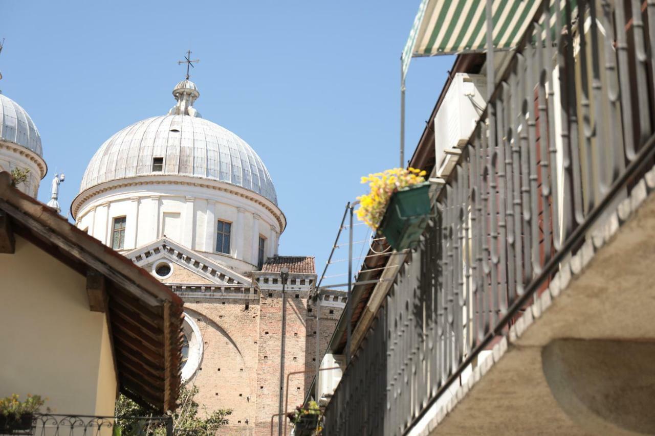 Om Plus Santa Giustina Padova Exteriér fotografie